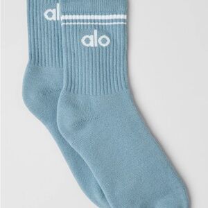 Alo unisex crew socks celestial blue  NWT